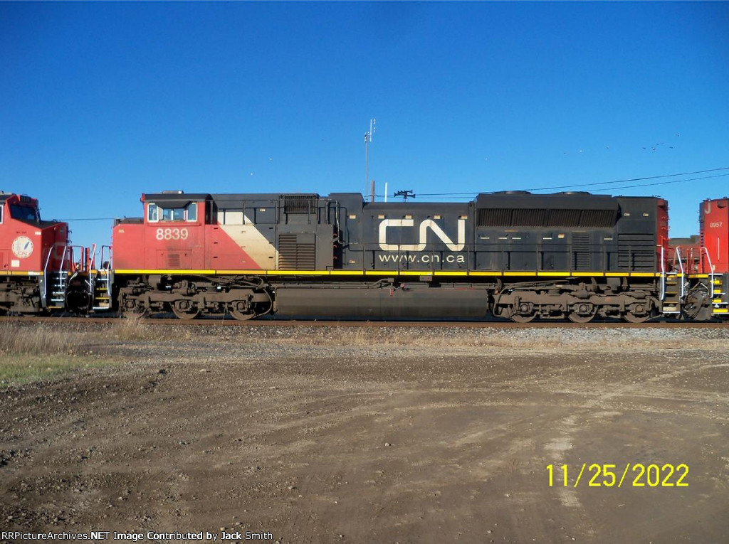 CN 8839